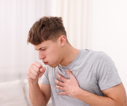 ¿Por qué siempre tienes tos en invierno? Lo que casi nadie te explica sobre la irritación respiratoria crónica