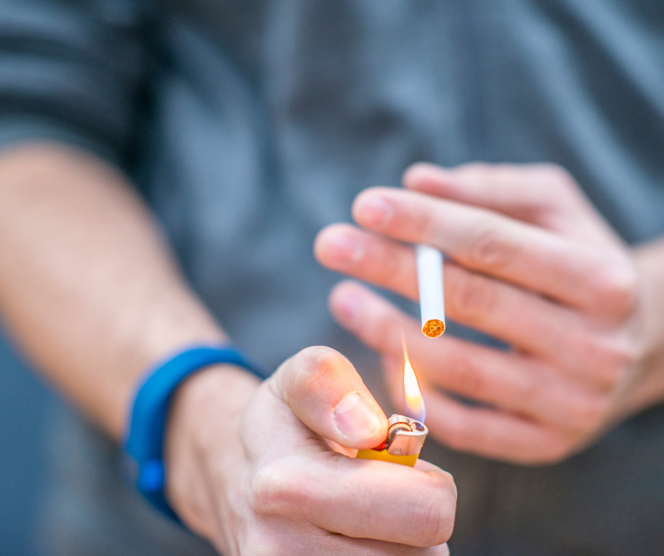 Dejaste de fumar… ¿por qué sigues tosiendo? La fase de recuperación pulmonar que casi nadie te explica